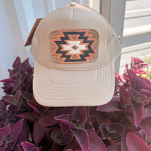 Load image into Gallery viewer, Caps - Marfa Aztec